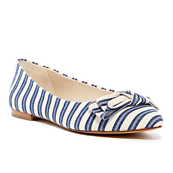 π Louise et Cie Aramina Stripe Bow Flat π - Picture 1 of 8